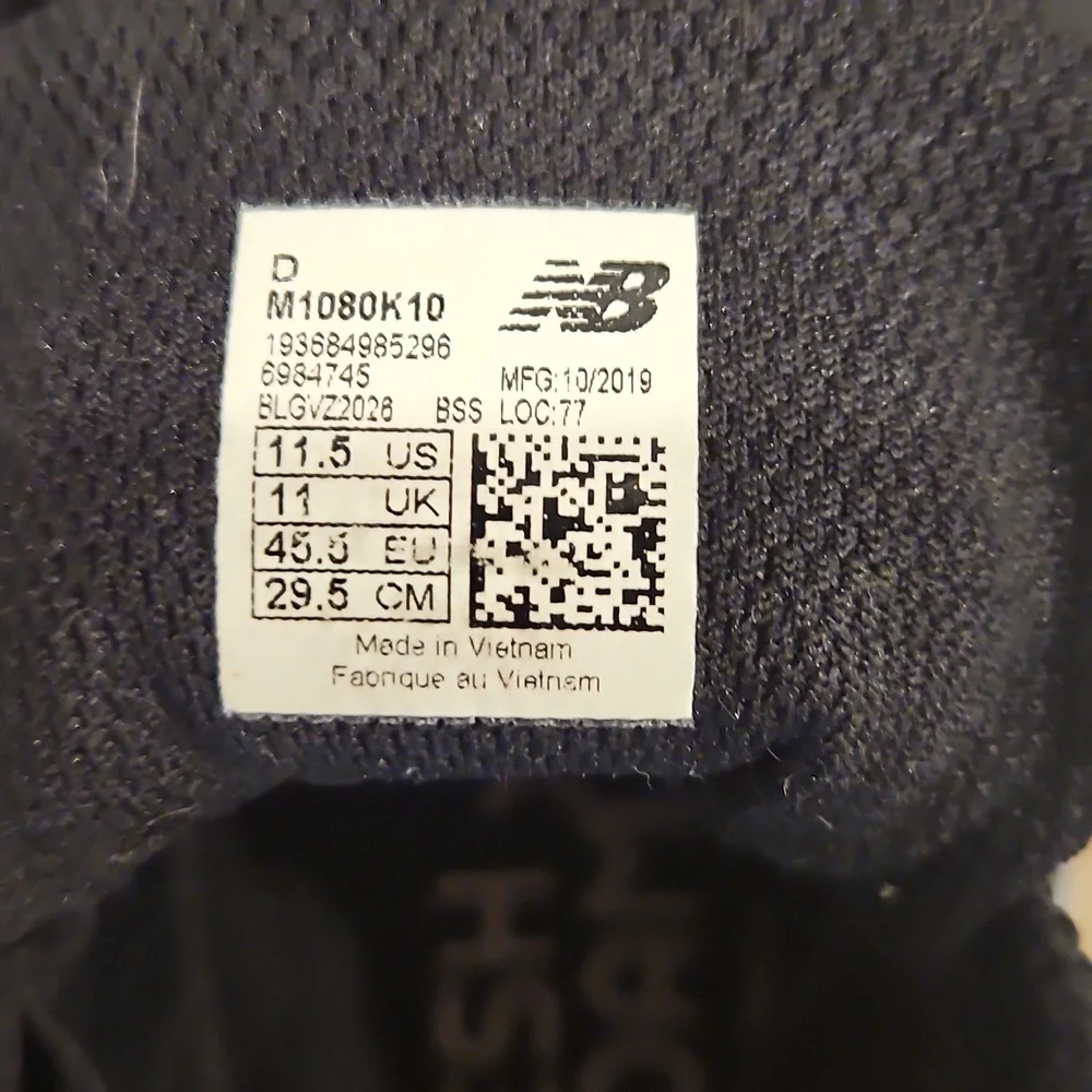 New Balance Black and White Athletic Shoes - Picture 3 of 4